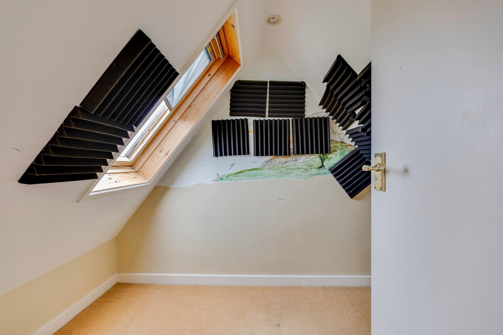 23 Knowbury Avenue, Penarth, CF64 5RX